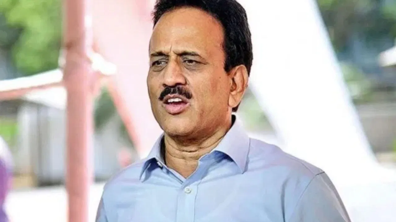 जयंत पाटिल के इस्तीफे की अटकलों के बीच गिरीश महाजन का दावा- 'पाटिल हमसे लगातार संपर्क में हैं'