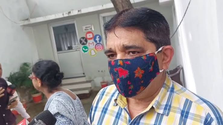 धर्मांतरण मामला: 'अमीना' और 'जोया' बन गई थीं बेटियां, पिता बोले- वक़्त रहते योगी सरकार ने बचा लिया
