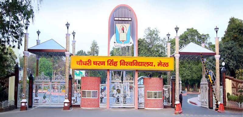 एलएलएम की सीटों में भारी कटौती पर भड़के कॉलेज, विवि से पुनर्विचार की मांग