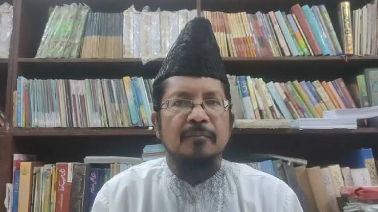 मुस्लिम समाज कांवड़ियों पर बरसाएं फूल, दें सौहार्द का संदेश: मौलाना रजवी