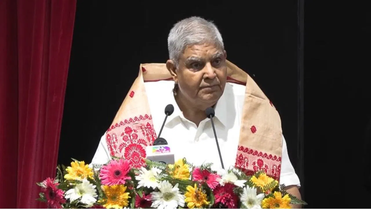 सच्चा ज्ञान केवल पुस्तकों में नहीं, परंपरा और अनुभव में भी बसता है: उपराष्ट्रपति