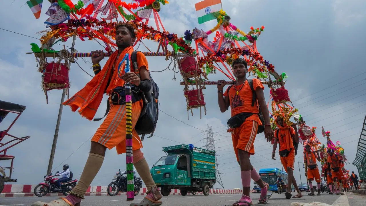 हरिद्वार कांवड़ यात्रा में डीजे पर सख्ती, नहीं होगा कंपटीशन- सिर्फ भजन बजाने की अनुमति