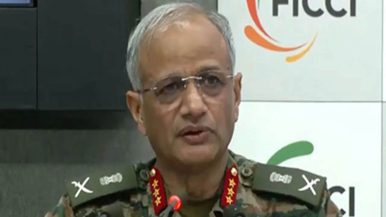 ऑपरेशन सिंदूर में भारत को एक साथ झेलनी पड़ी तीन दिशाओं से चुनौती: उपसेना प्रमुख