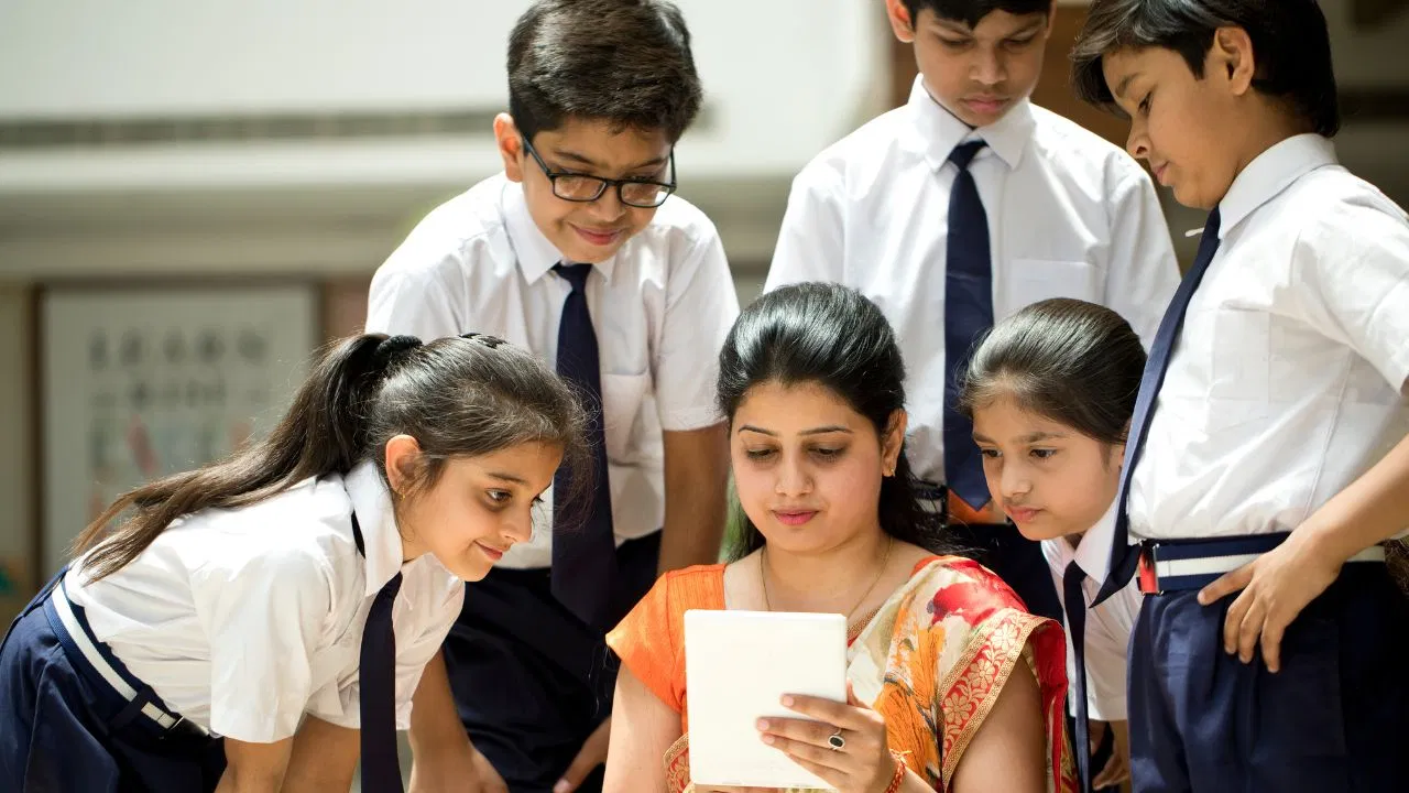 एनसीईआरटी की नई पहल: 8वीं के लिए लॉन्च हुईं नई किताबें