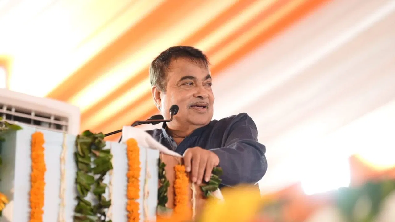 झारखंड में सड़कों से जुड़े विकास को मिली रफ्तार, गडकरी ने शुरू की 2460 करोड़ की योजनाएं