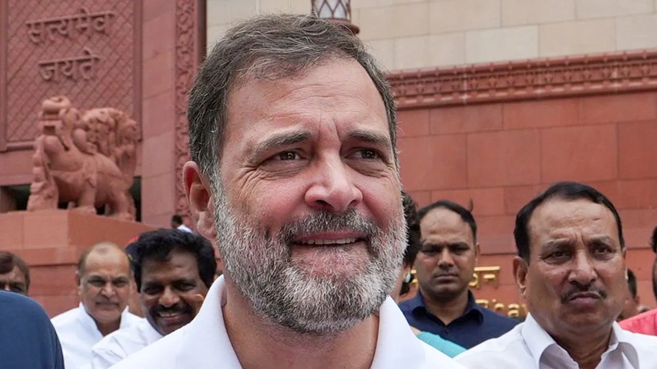 ट्रंप का नाम लेने से डरते हैं पीएम: राहुल गांधी का सीजफायर पर तंज