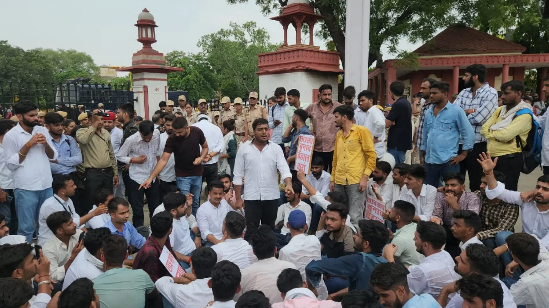 राजस्थान में छात्रसंघ चुनाव पर विवाद तेज, कई राज्यों में अब भी लगी है रोक