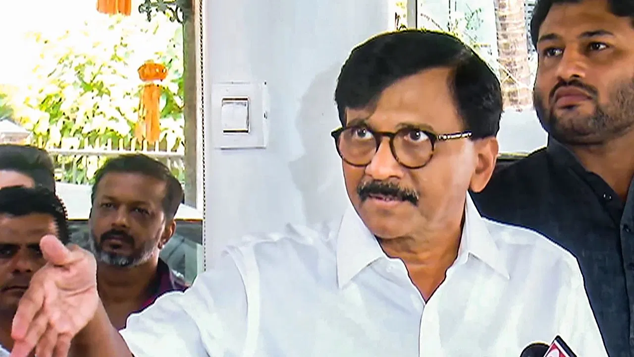 ठाकरे बंधुओं की रैली के बाद हिंदी थोपने के विरोध में देशभर में बढ़ी हलचल: संजय राउत