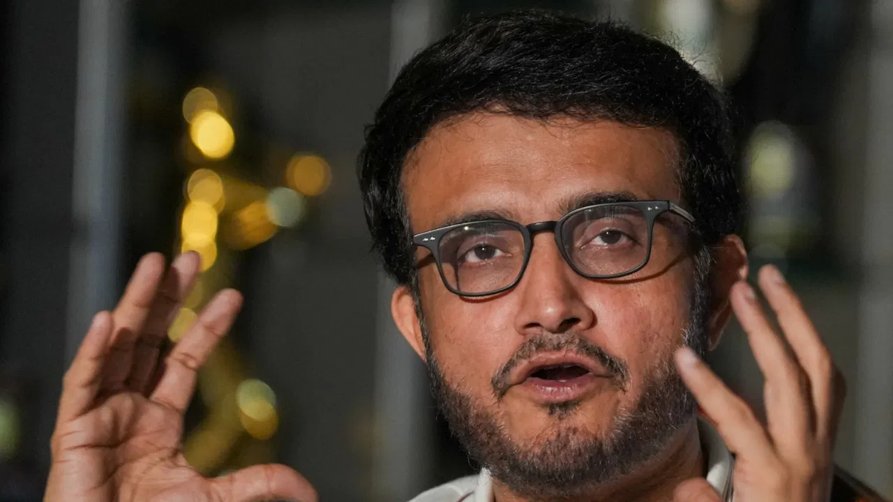 भारत-पाक मैच पर बयान देकर घिरे गांगुली, सोशल मीडिया पर हो रही आलोचना