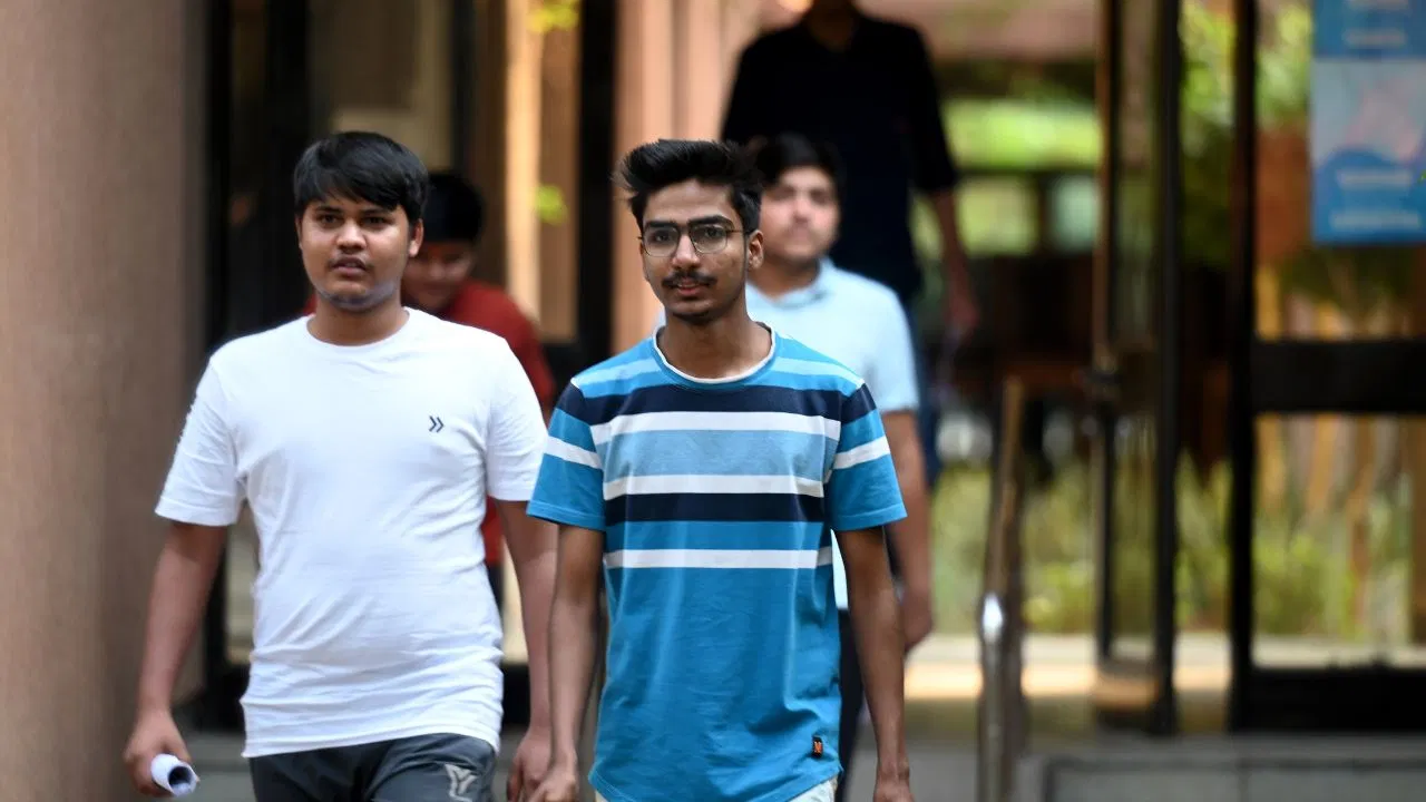 यूपी बोर्ड 10वीं-12वीं कंपार्टमेंट परीक्षा 26 जुलाई को, दो पालियों में होंगे पेपर