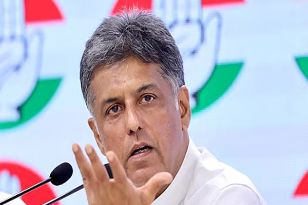 टाटा चला नहीं पा रहे एयर इंडिया, मनीष तिवारी ने सरकार से वापस लेने की मांग की