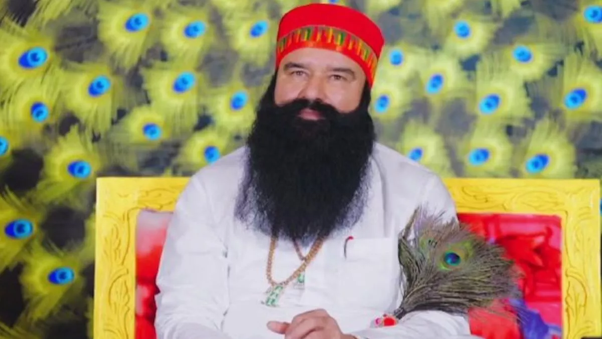 पैरोल पर आए राम रहीम ने सत्संग में गाया पंजाबी भजन, बोले- ‘लोगों में वासना की आग’