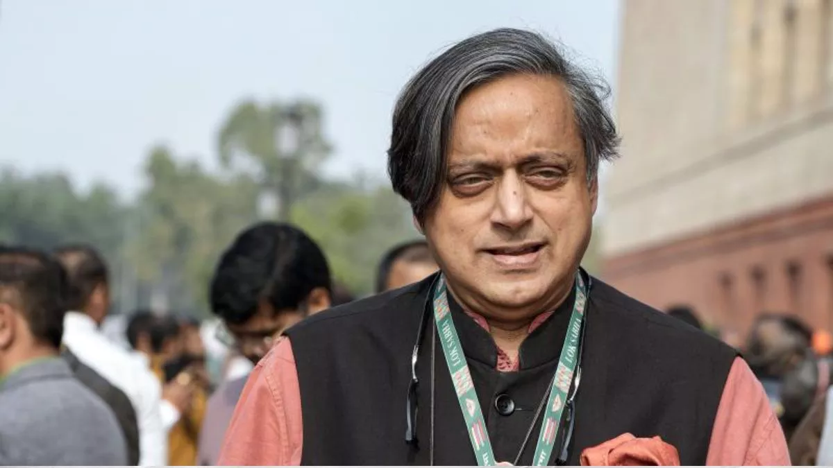 ‘टैरिफ वार’ के बीच शशि थरूर का बड़ा बयान: ‘एक-दो हफ्ते में निकल सकता है समाधान’