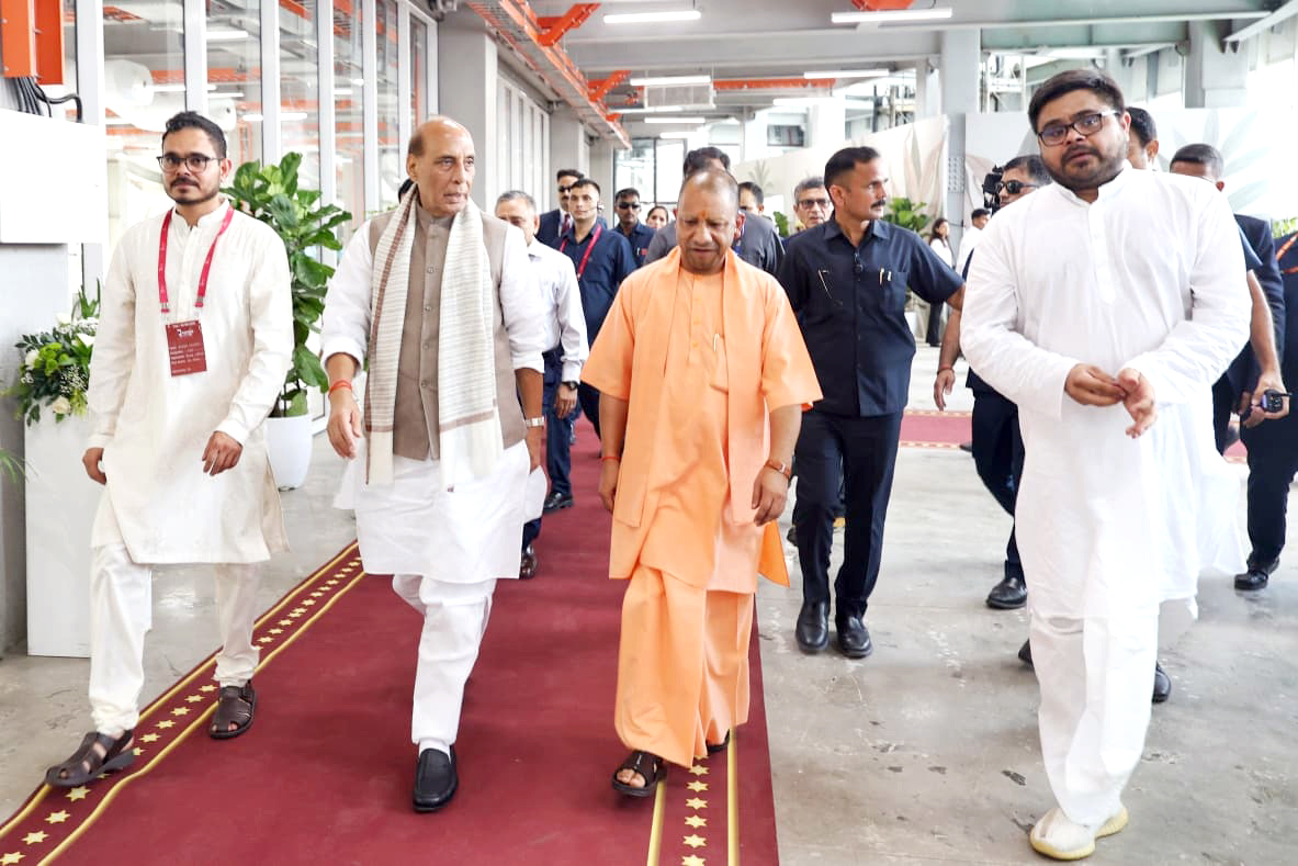डिफेंस मैन्युफैक्चरिंग में आगे बढ़ रहा यूपी, पीएम मोदी को धन्यवाद: सीएम योगी