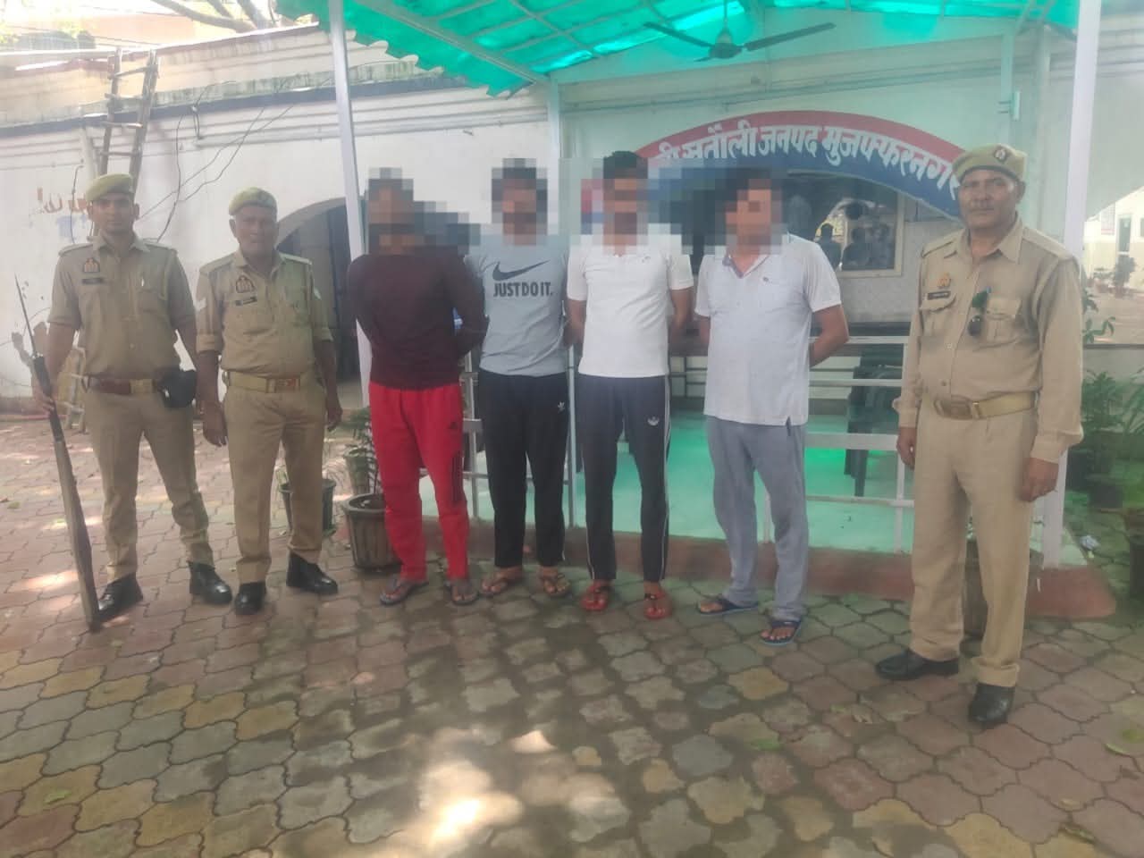 फर्जी वीडियो वायरल कर माहौल बिगाड़ने की कोशिश, चार गिरफ्तार
