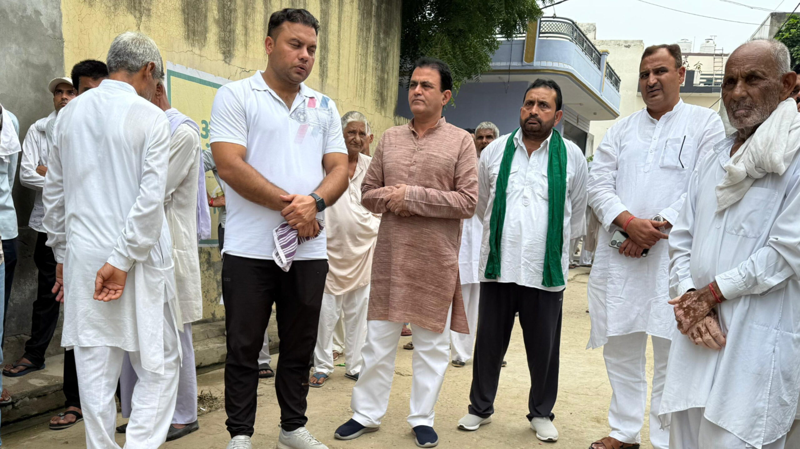 दो अलग-अलग हादसों में दो सिपाहियों की मौत, गांवों में छाया मातम