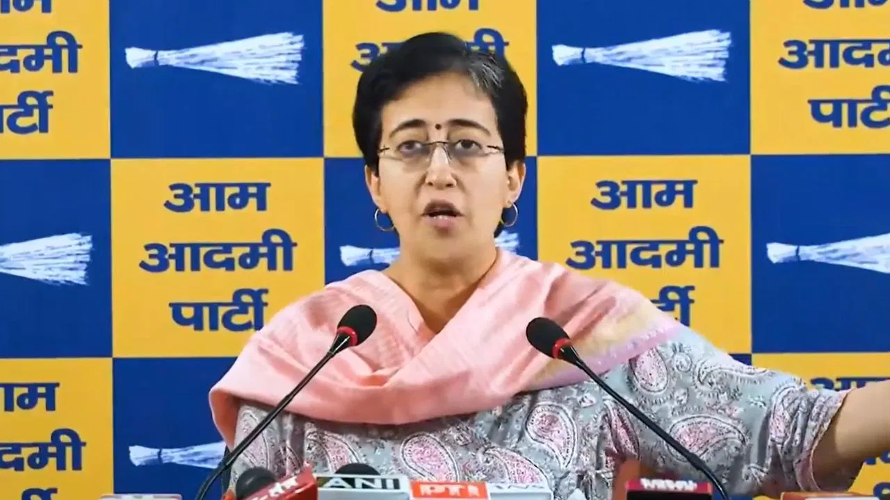 आप का भाजपा पर तीखा हमला: 'सीजफायर के पीछे क्या ट्रंप का दबाव था?'