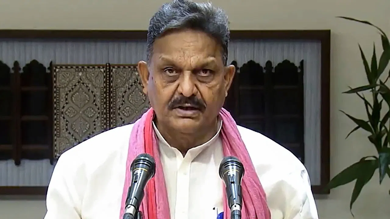 सपा सांसद अफजाल अंसारी ने की मोहन भागवत की तारीफ, बोले- उनके संदेश से सबको सीख लेनी चाहिए