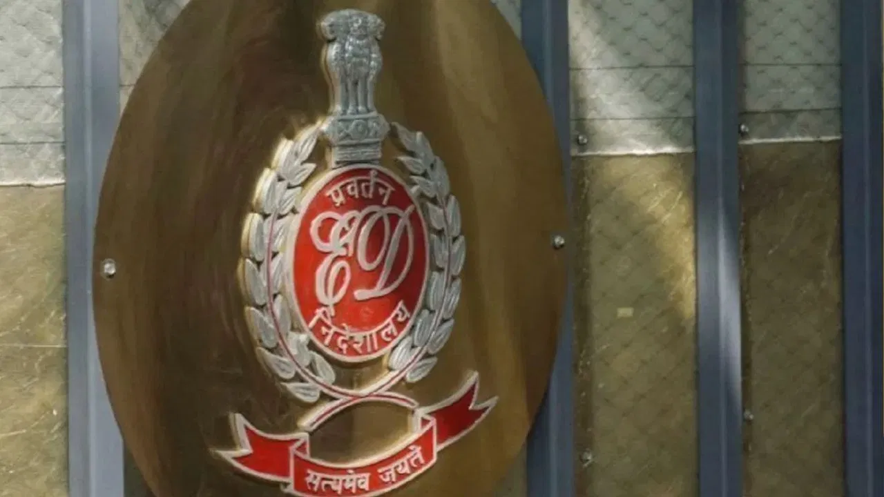 ईडी की छापेमारी में सामने आया फर्जी कॉल सेंटर रैकेट, 100 करोड़ की अंतरराष्ट्रीय ठगी का खुलासा