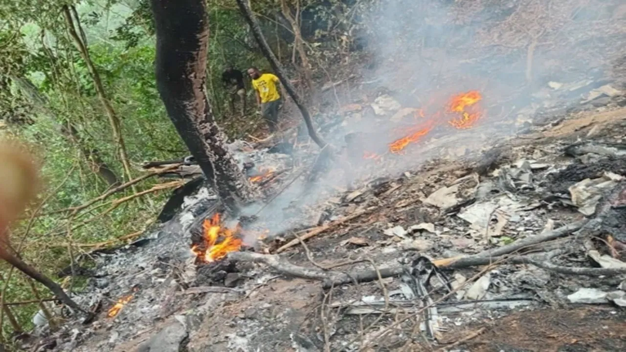 घाना में सैन्य हेलीकॉप्टर दुर्घटनाग्रस्त, रक्षा और पर्यावरण मंत्री समेत आठ लोगों की मौत