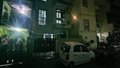गाजियाबाद: आईबी कर्मी और बहन ने खाया ज़हर, दोनों की मौत