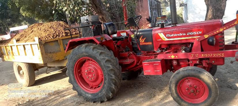 सुवाहेड़ी में अवैध खनन पर प्रशासन की कार्रवाई, ट्रैक्टर-ट्रॉली सीज