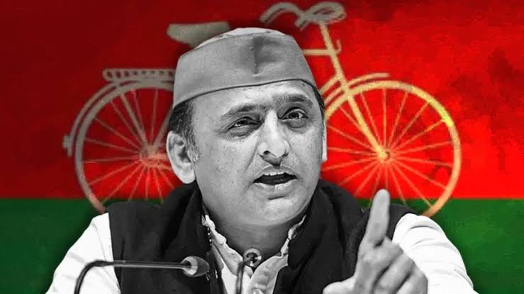 यूपी में न्यूयॉर्क से ज्यादा शराब की दुकानें, अखिलेश का योगी सरकार पर हमला