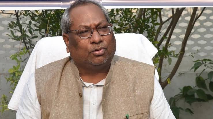 संजय निषाद का यू-टर्न! गठबंधन को बताया अटूट, नाराज़गी सिर्फ छुटभैये नेताओं से