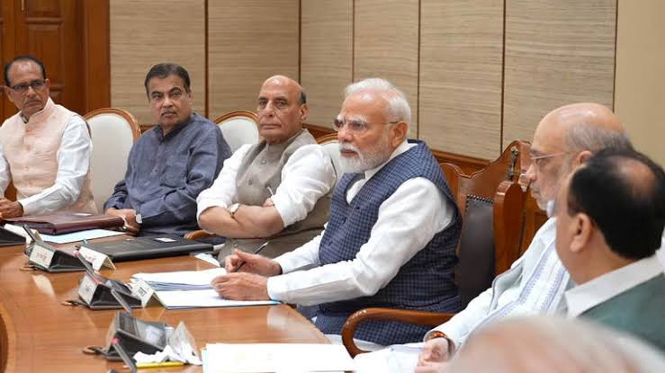 अमेरिकी टैरिफ से निपटने की तैयारी: निर्यातकों-कामगारों को मिलेगा छह माह का राहत पैकेज
