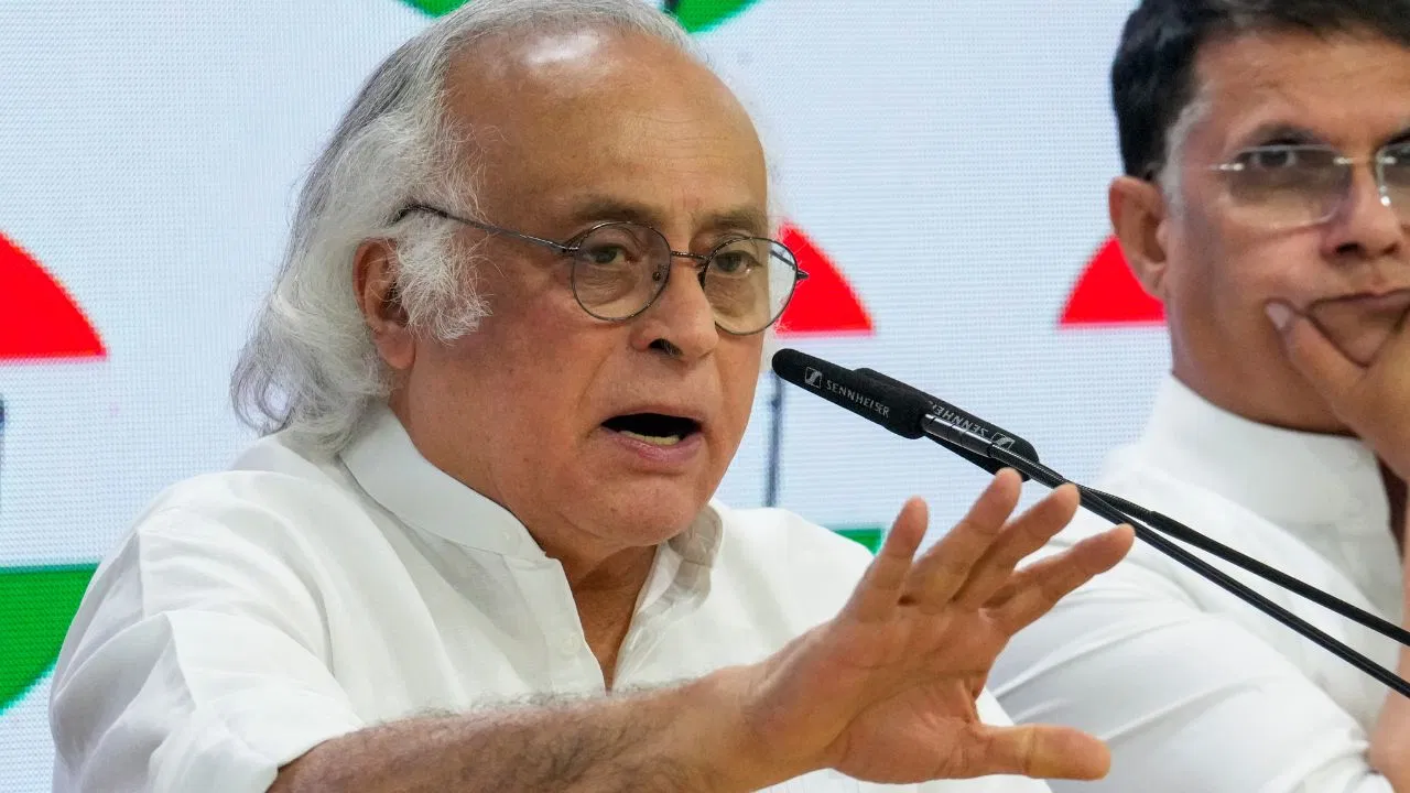 धनखड़ के सार्वजनिक रूप से नहीं दिखने पर जयराम ने चिंता जताई