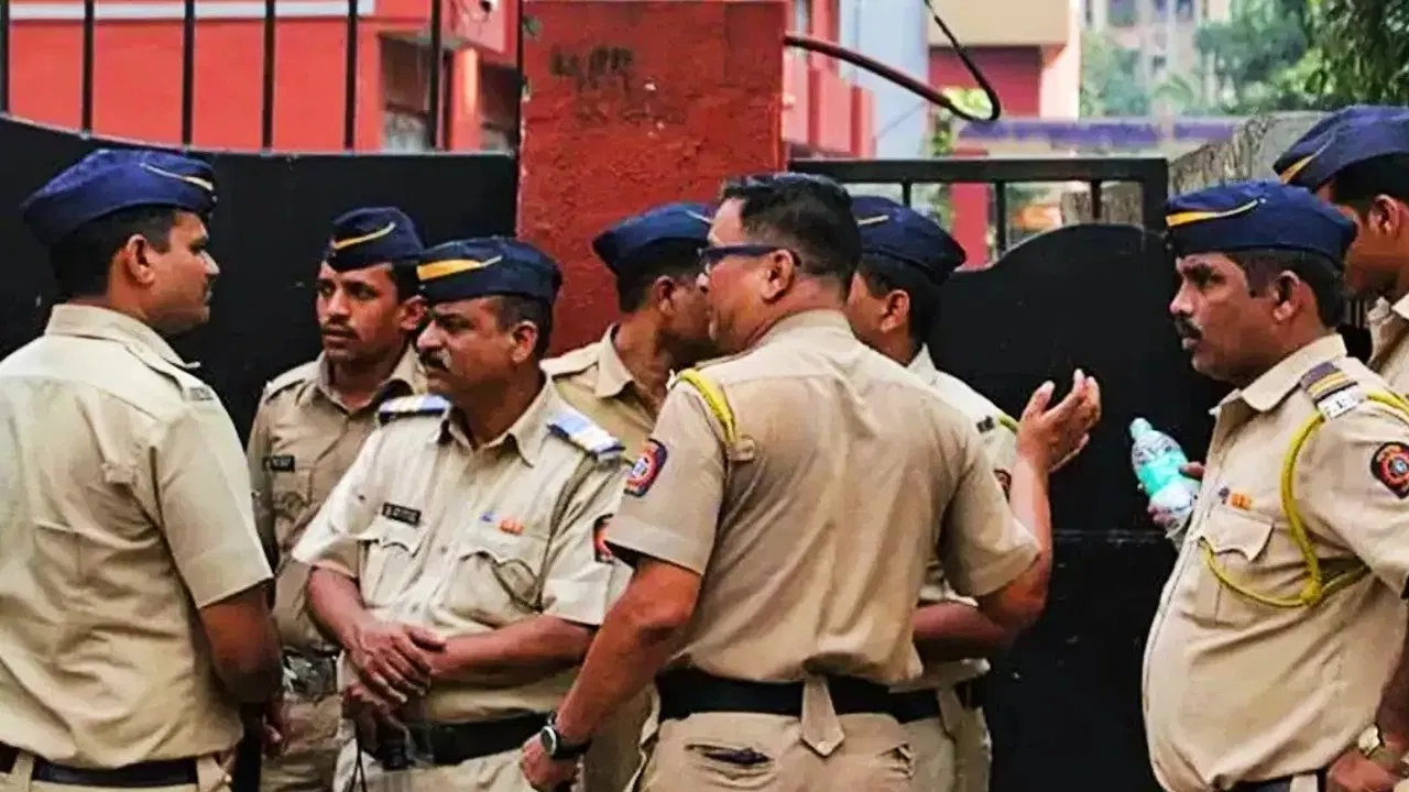 मुंबई में मासूम की बाल्टी में गिरने से मौत, पुलिस ने दर्ज की आकस्मिक मृत्यु रिपोर्ट