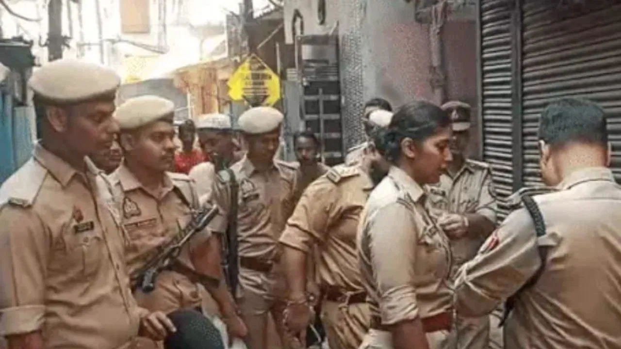 फर्जी दुष्कर्म केस रैकेट का पर्दाफाश, वकील शैलेंद्र उर्फ़ टोनू गिरफ्तार