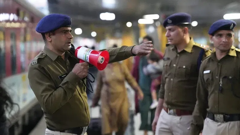 नोएडा-गाजियाबाद में आज भूकंप और आपदा से निपटने की मॉक ड्रिल, सायरन सुनकर न घबराएं