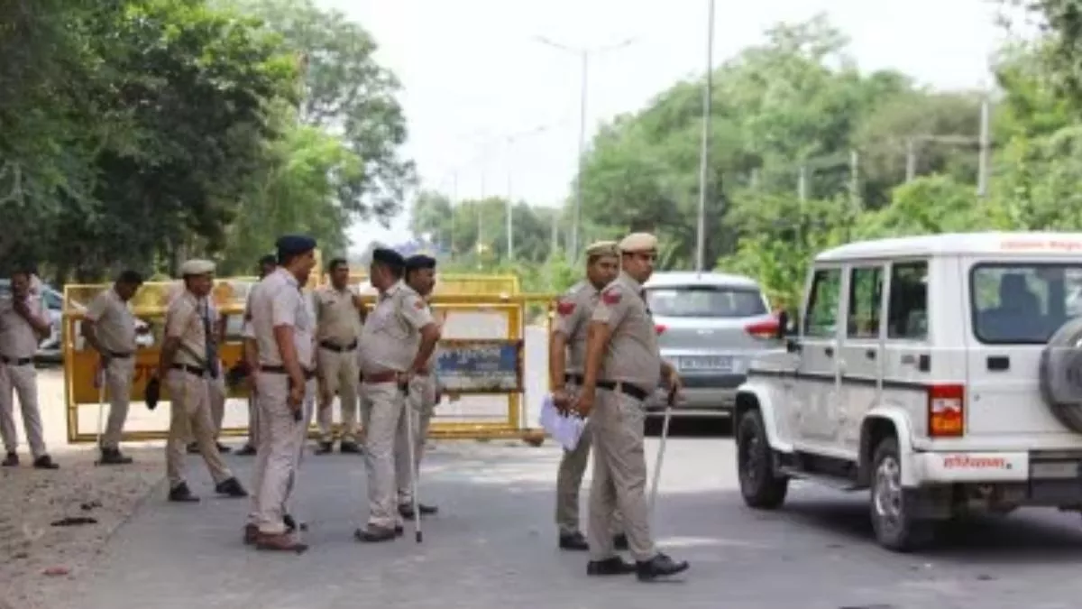 नूंह: आरोपियों को पकड़ने गई पुलिस टीम पर हमला, तीन महिलाओं समेत 14 गिरफ्तार