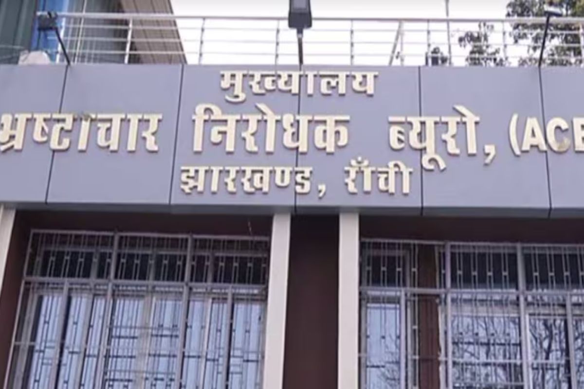 एसीबी की बड़ी कार्रवाई: विनय सिंह के छह ठिकानों पर छापेमारी