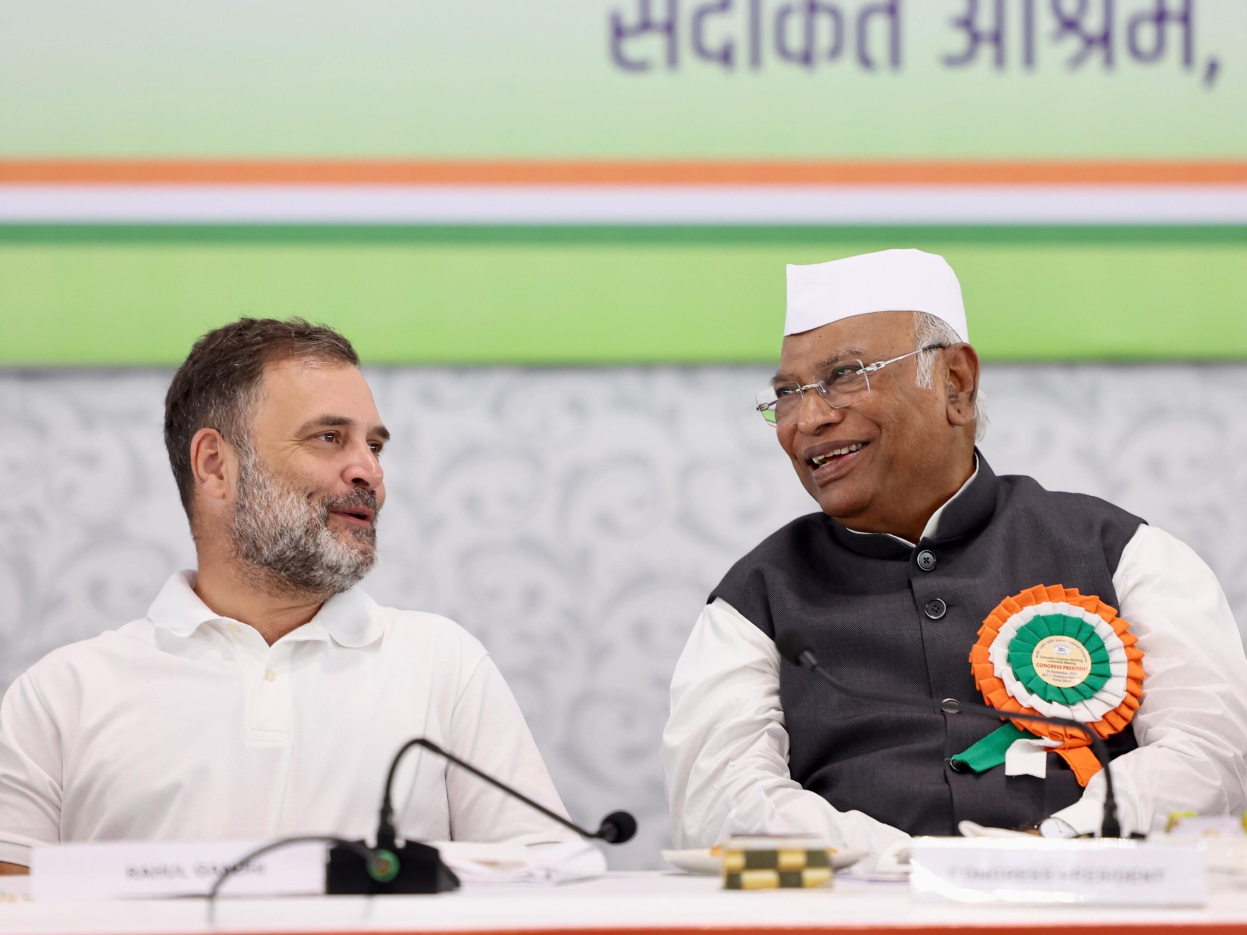 पटना में कांग्रेस कार्यसमिति की बैठक: खरगे का पीएम मोदी, नीतीश - योगी पर तीखा हमला