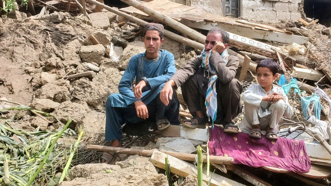 अफगानिस्तान में विनाशकारी भूकंप: 2200 मौतें, 3600 घायल