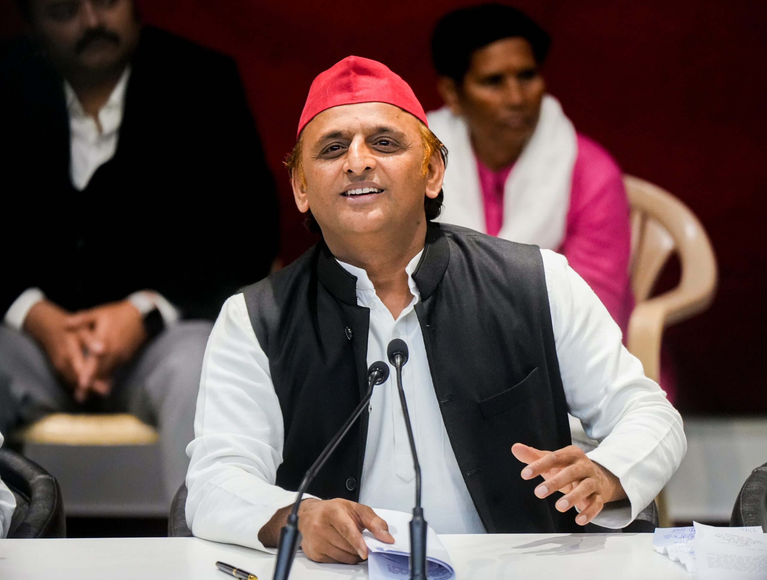 जाति हमारा इमोशनल कनेक्ट... पीडीए की एकता से घबरा रही है भाजपा: अखिलेश यादव
