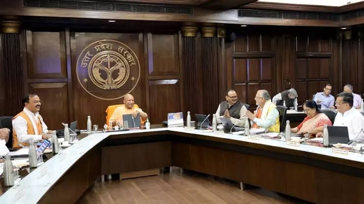 योगी कैबिनेट: ई-बस, आउटसोर्सिंग निगम और निर्यात नीति सहित 15 प्रस्तावों को मंजूरी