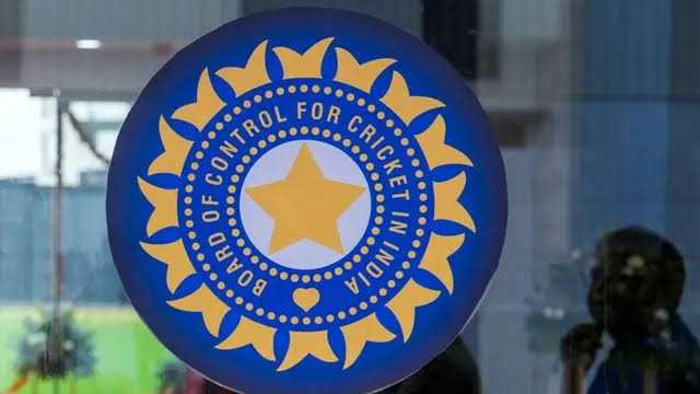 बीसीसीआई ने कमाई में बनाया रिकॉर्ड, पांच साल में 14,627 करोड़ रुपये का मुनाफा