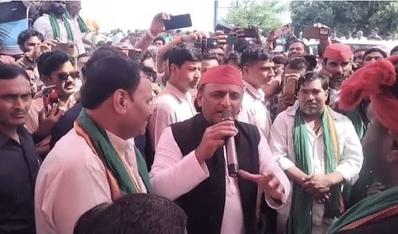 लखनऊ में एलडीए ने ढाबा किया सील, अखिलेश ने कहा- सरकार बेरोजगारों के खिलाफ