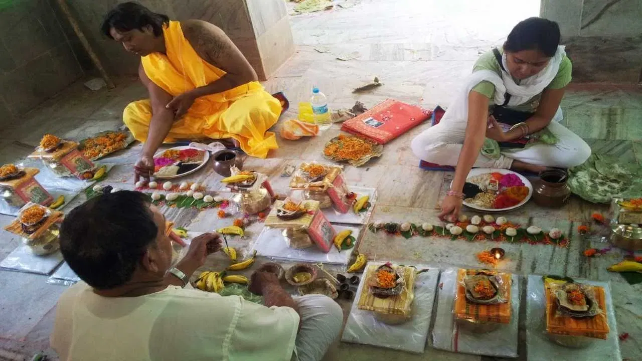 पितृपक्ष में पूर्वजों के अप्रसन्न होने के 7 संकेत, जानें शास्त्रों का संदेश