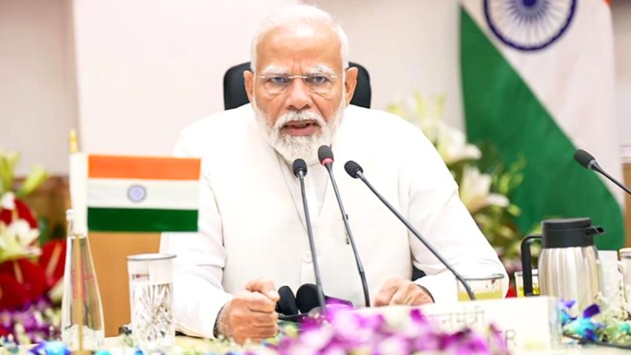 सांसद क्षेत्रीय स्तर पर स्वदेशी मेला आयोजित करें: पीएम मोदी
