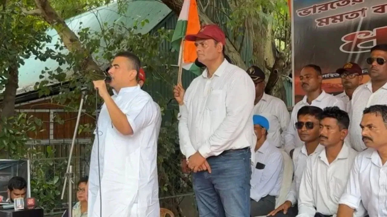 पूर्व सैनिकों का विरोध: शुभेंदु अधिकारी ने ममता पर साधा निशाना