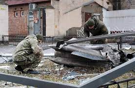 रूस ने यूक्रेन में 11 हवाई पट्ट‍ियों समेत 70 से अधिक सैन्य ठिकानों को नष्ट  करने का किया दावा - russia claims to have destroyed more than 70 military  bases