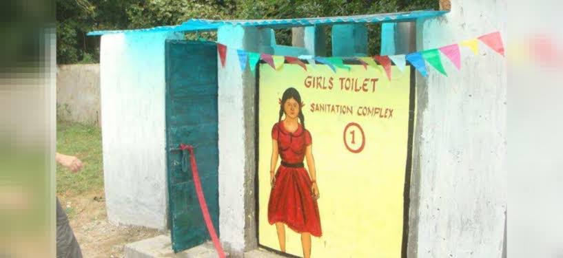 पंजाब के 379 विद्यालयों में छात्राओं के लिए शौचालय नहीं - Dainik Dehat